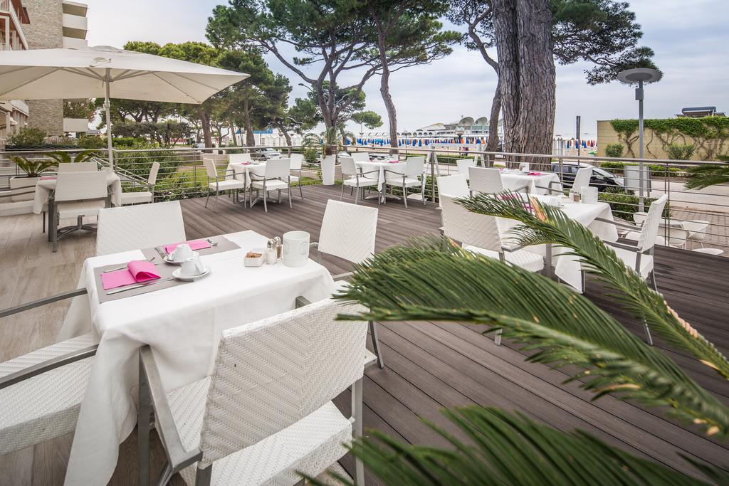 Hotel Luna Lignano Sabbiadoro Dış mekan fotoğraf