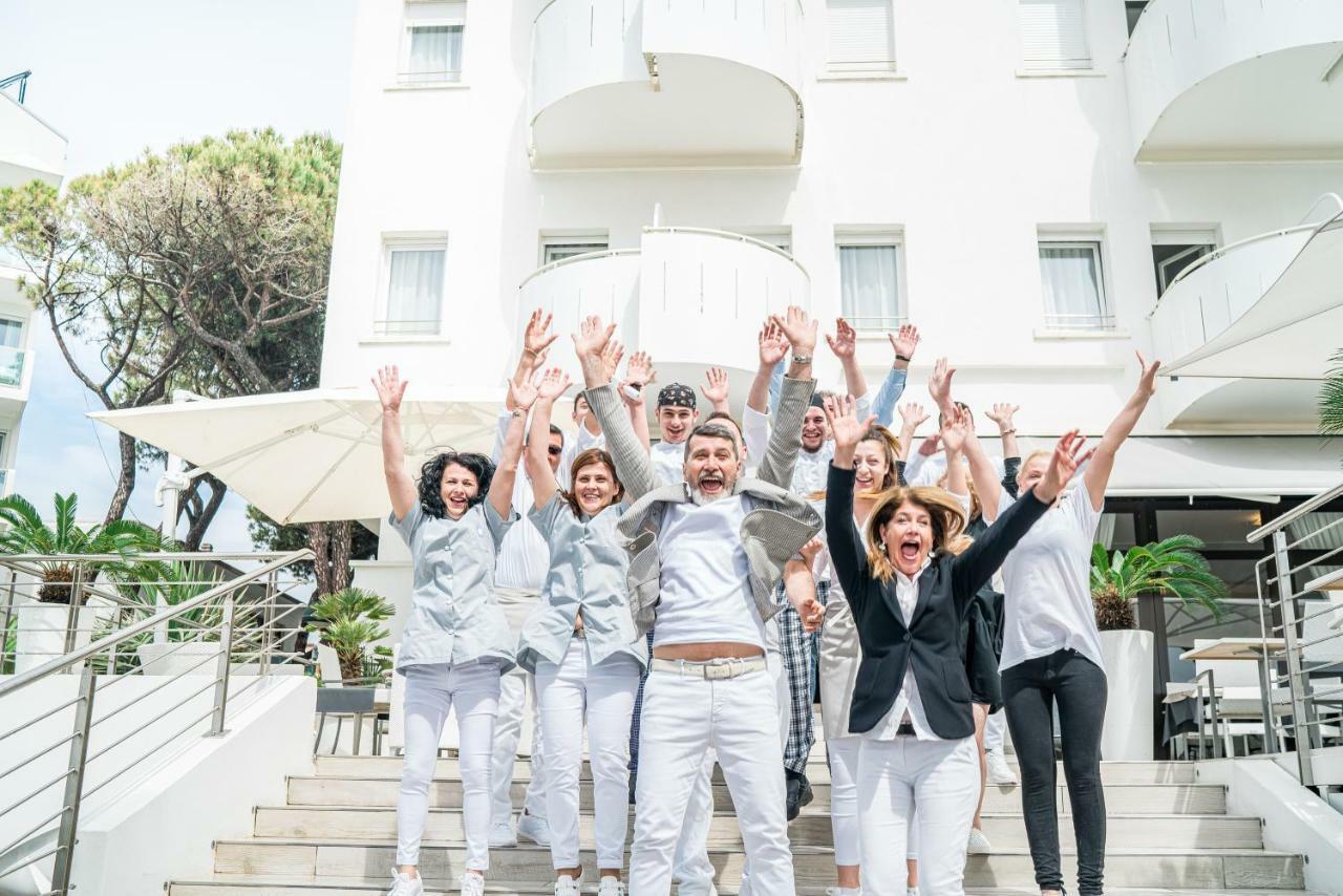 Hotel Luna Lignano Sabbiadoro Dış mekan fotoğraf